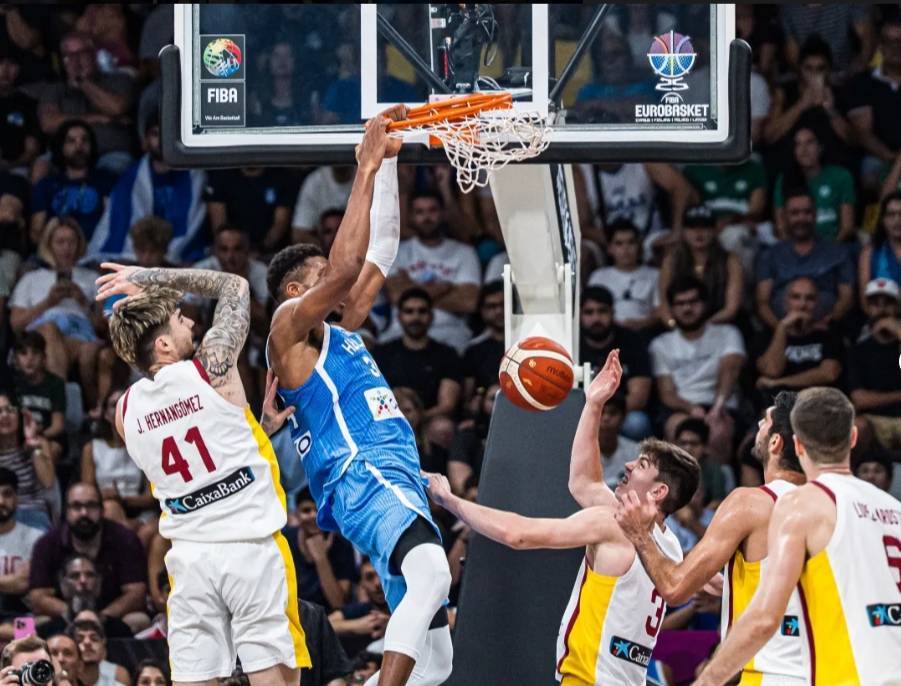 字母哥准三双率队晋级 西班牙历史首次小组赛出局